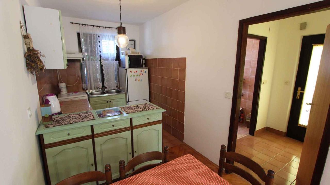 Apartment In Malinska/Insel Krk 13204 Kültér fotó