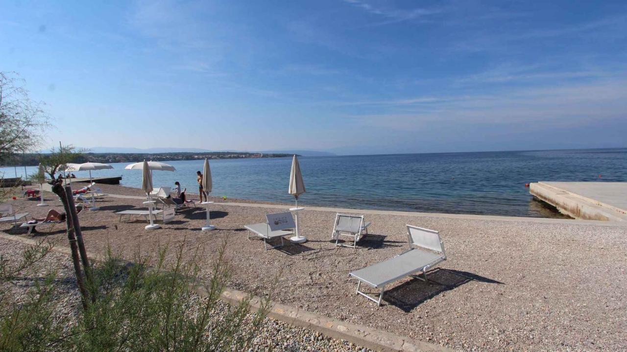 Apartment In Malinska/Insel Krk 13204 Kültér fotó